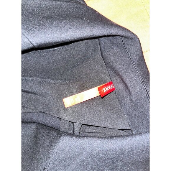 NWT SPANX The Perfect Asymmetrical Blaze Size Medium Women in Black - Picture 6 of 11